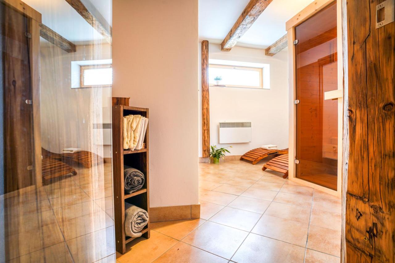 Cakyho Kuria - Mezonetovy Apartman S Krbom A Saunami Smižany Exterior foto
